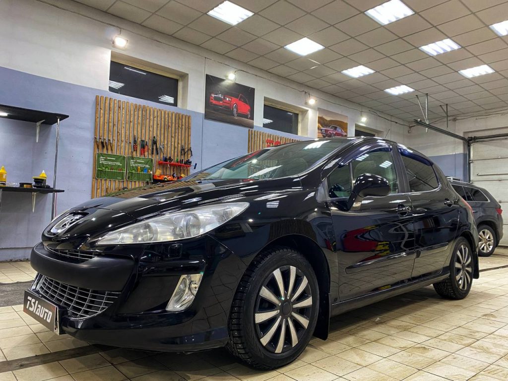 Peugeot 308 начал греметь по утрам — виновато оказалось масло