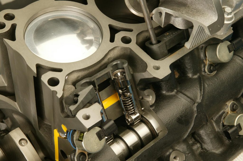 Выбор масла для Dodge: личный опыт владельца Charger 5.7L HEMI